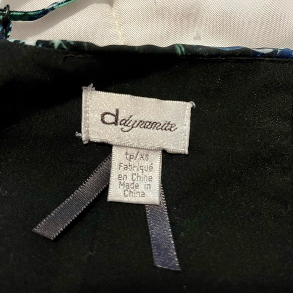 Dynamite Women’s Maxi Dress with Tropical Design - Picture 6 of 6